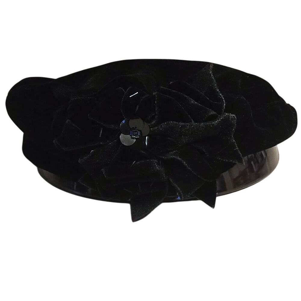 Betmar New York Vintage Black Velvet Beret w/Lovely Floral Accent w/Beads